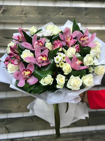 Букет цветов из: Розы и Хризантемы в Рыбном