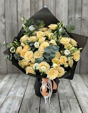 Букет цветов из:  Розы и Лизиантусы в Рыбном