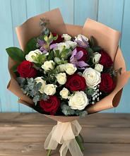 Букет цветов из:  Розы и Альстромерии в Рыбном