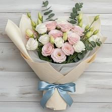 Букет цветов из:  Лизиантусы в Рыбном