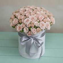 Цветочная композиция из Розы в шляпной коробке в Рыбном