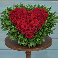 Цветочная композиция из Розы в виде сердца #REPLACE_PRED# Рыбном