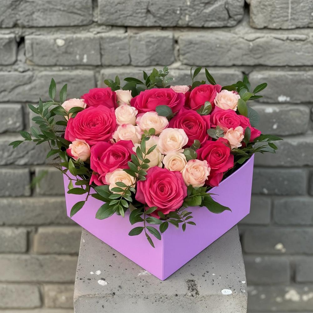 Цветочная композиция из Розы в коробке в Рыбном
