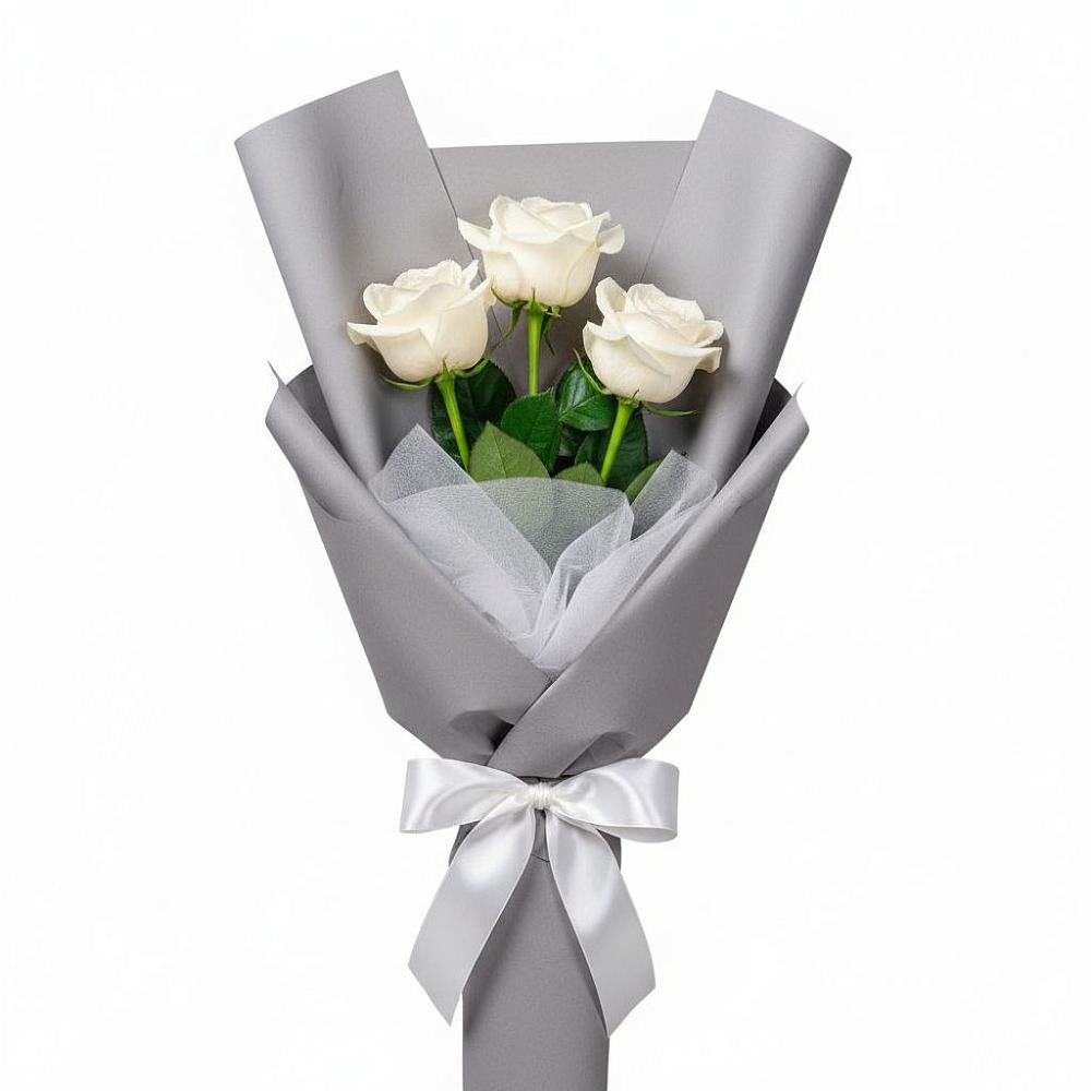 Букет 3 белые розы в Рыбном