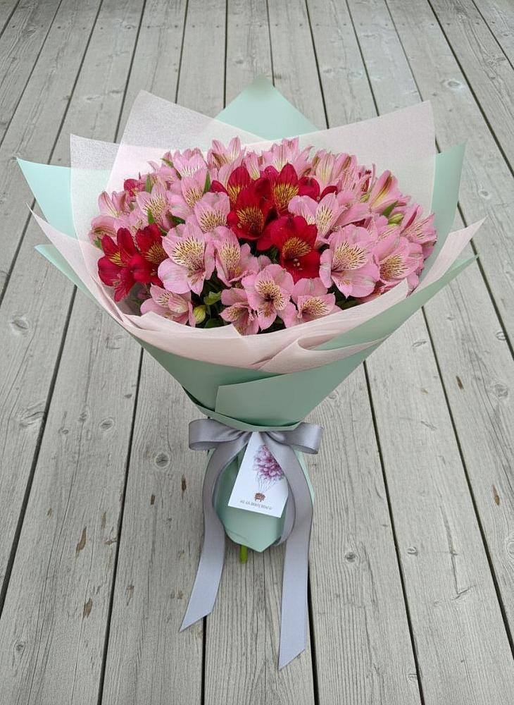 Букет цветов из: Альстромерии в Рыбном