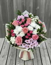 Букет цветов из:  Альстромерии, Гвоздики, Розы и Хризантемы #REPLACE_PRED# Рыбном