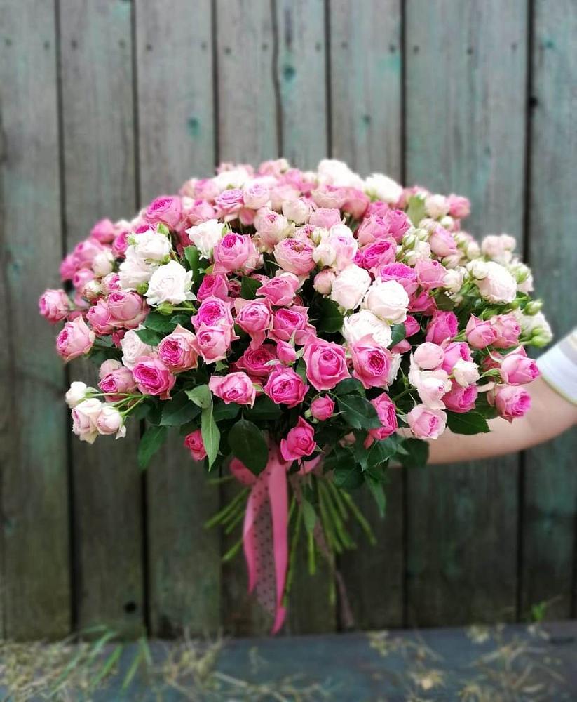 Букет Розовые кустовые розы Натали и Лав Лидия в Рыбном