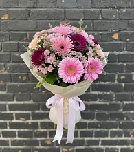 Букет цветов из:  Герберы и Хризантемы в Рыбном