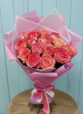 Букет 15 Розовых роз Равель в Рыбном