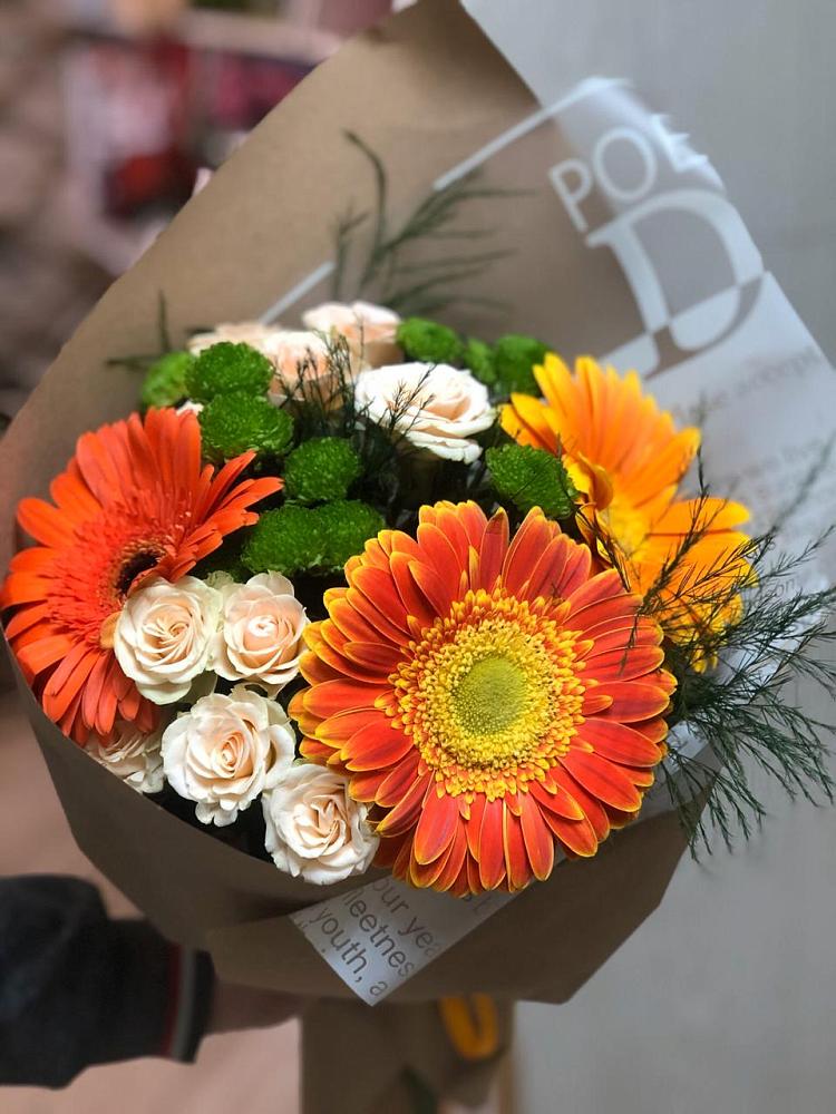 Букет цветов из: Герберы, Хризантемы и Розы в Рыбном