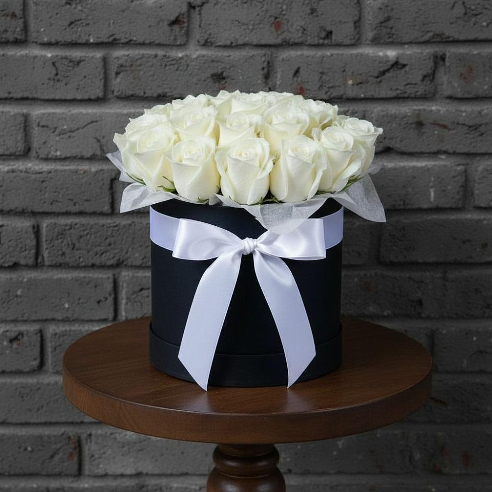 Цветочная композиция из Розы в шляпной коробке в Рыбном